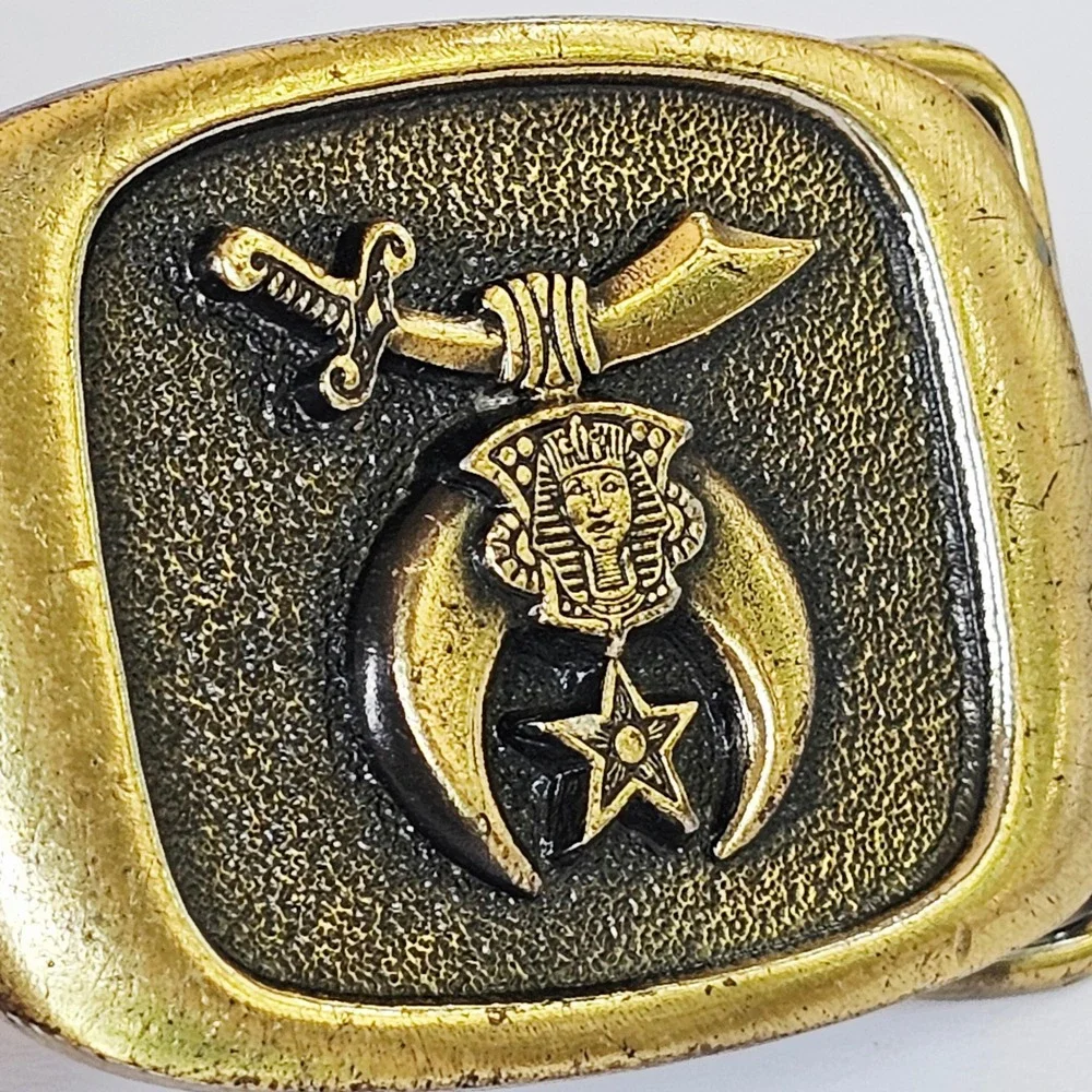 1983 MM Limited Chicago Shriners Belt Buckle Brass Masonic Scimitar Star Vintage